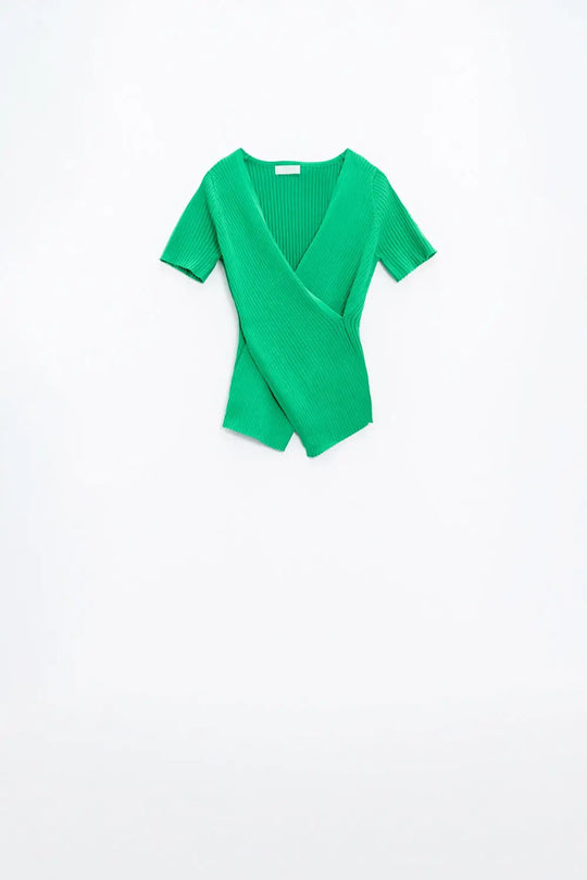 Green t-shirt with crossed front and V-neck - Sweaters