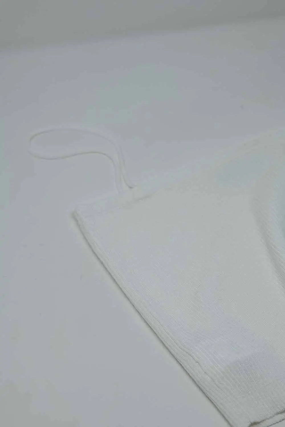 Basic knitted Top In White With Thin Straps - Tops