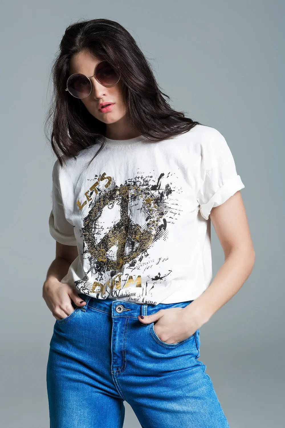 Short Sleeve T-shirt With Graphic Peace Sign Design At The Front In Cream - WHITE / ONE - T-Shirts