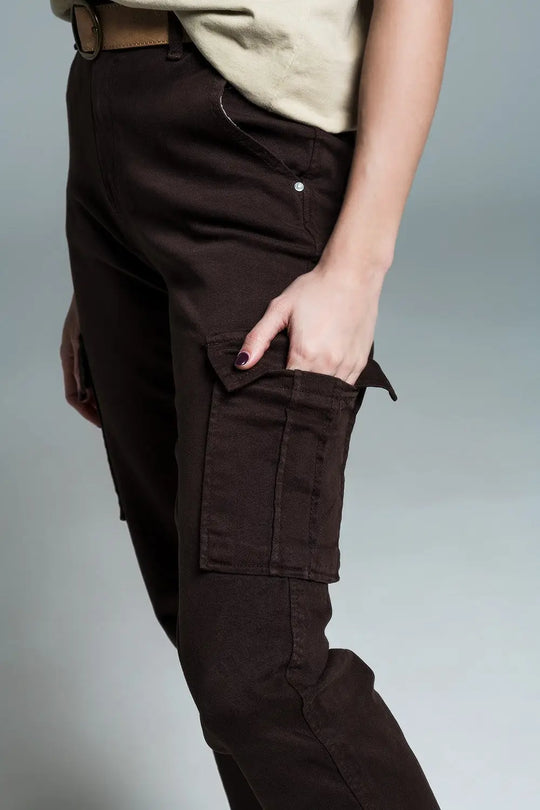 Relaxed cargo pants in dark brown - Colored Jeans