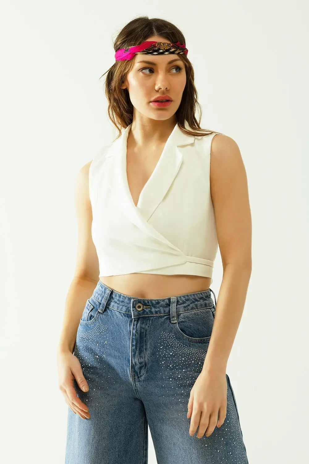 Cropped Wrapped Gilet with Notch Lapels in White - Tops