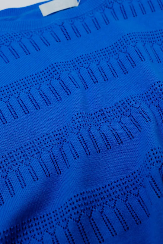 Sweatshirt In Blue With Lace Design and Short sleeves - Sweaters
