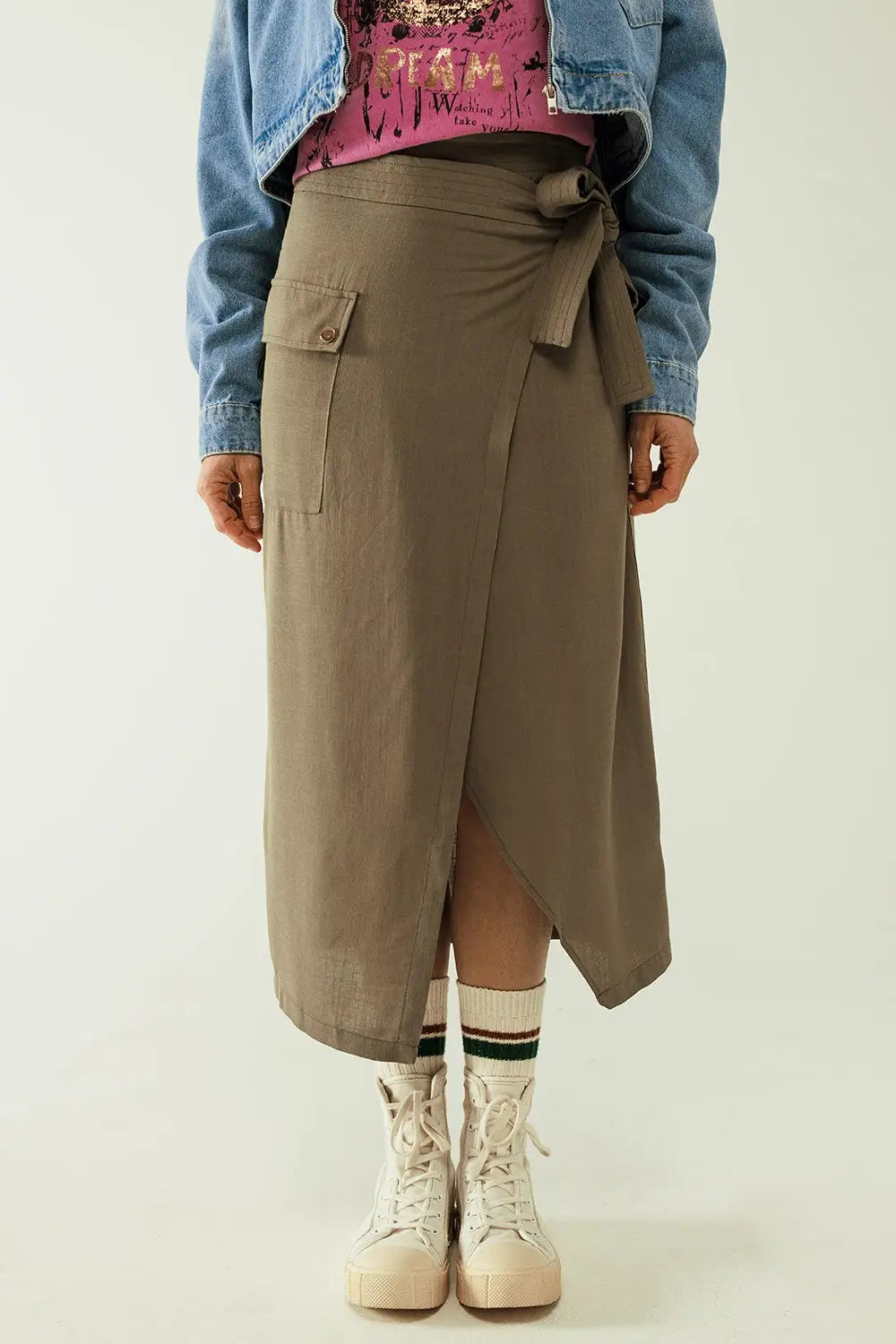 Khaki mid-length skirt with one pocket and a lace detail - Skirts