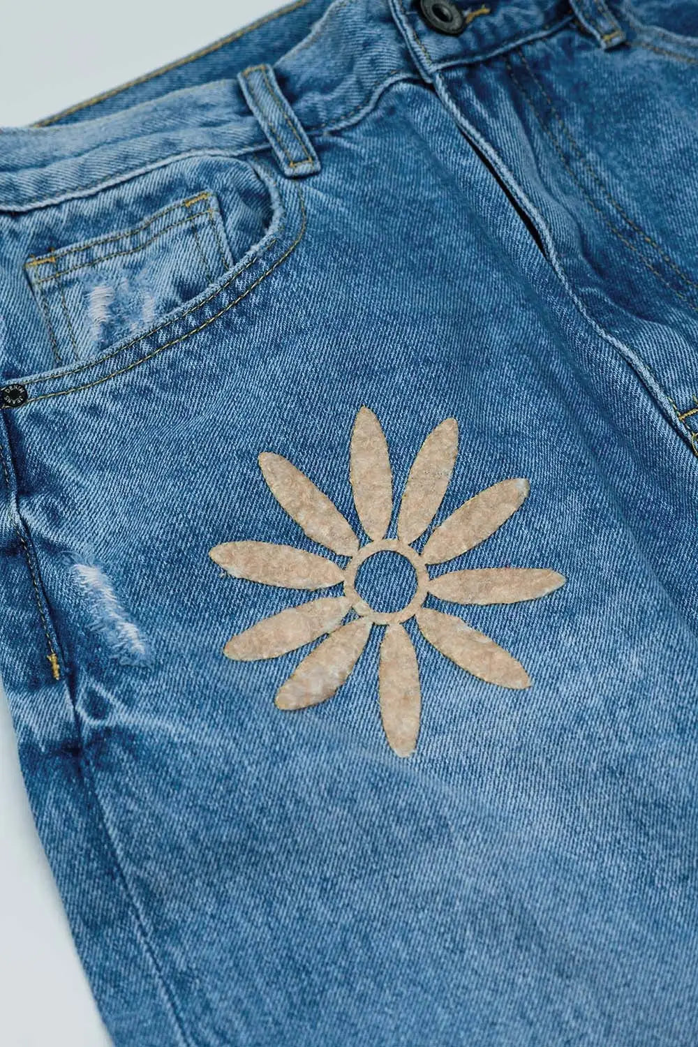 Straight Mom Jeans With Flower Detail In Washed Blue