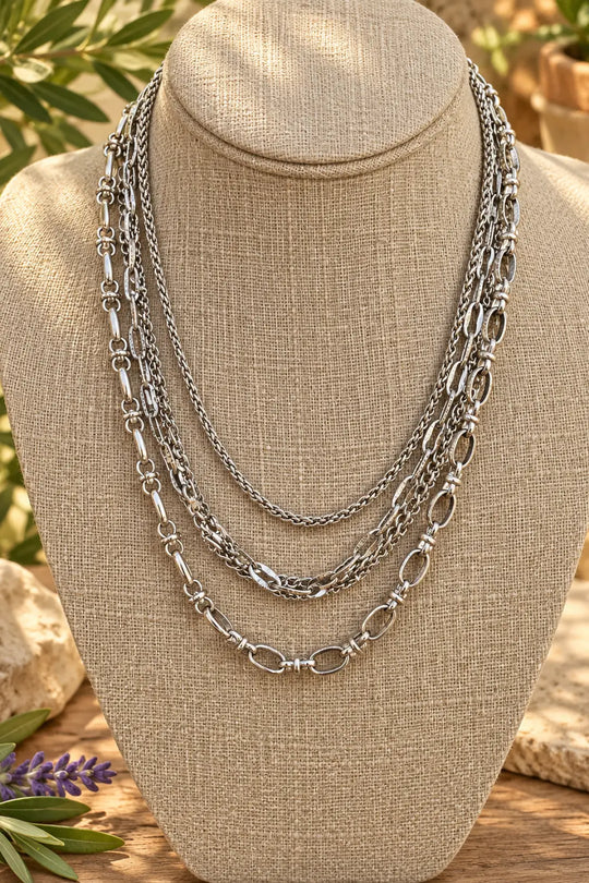 MULTI CHAIN NECKLACE