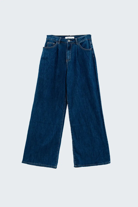 Boyfriend Wide leg five pocket jeans in dark wash