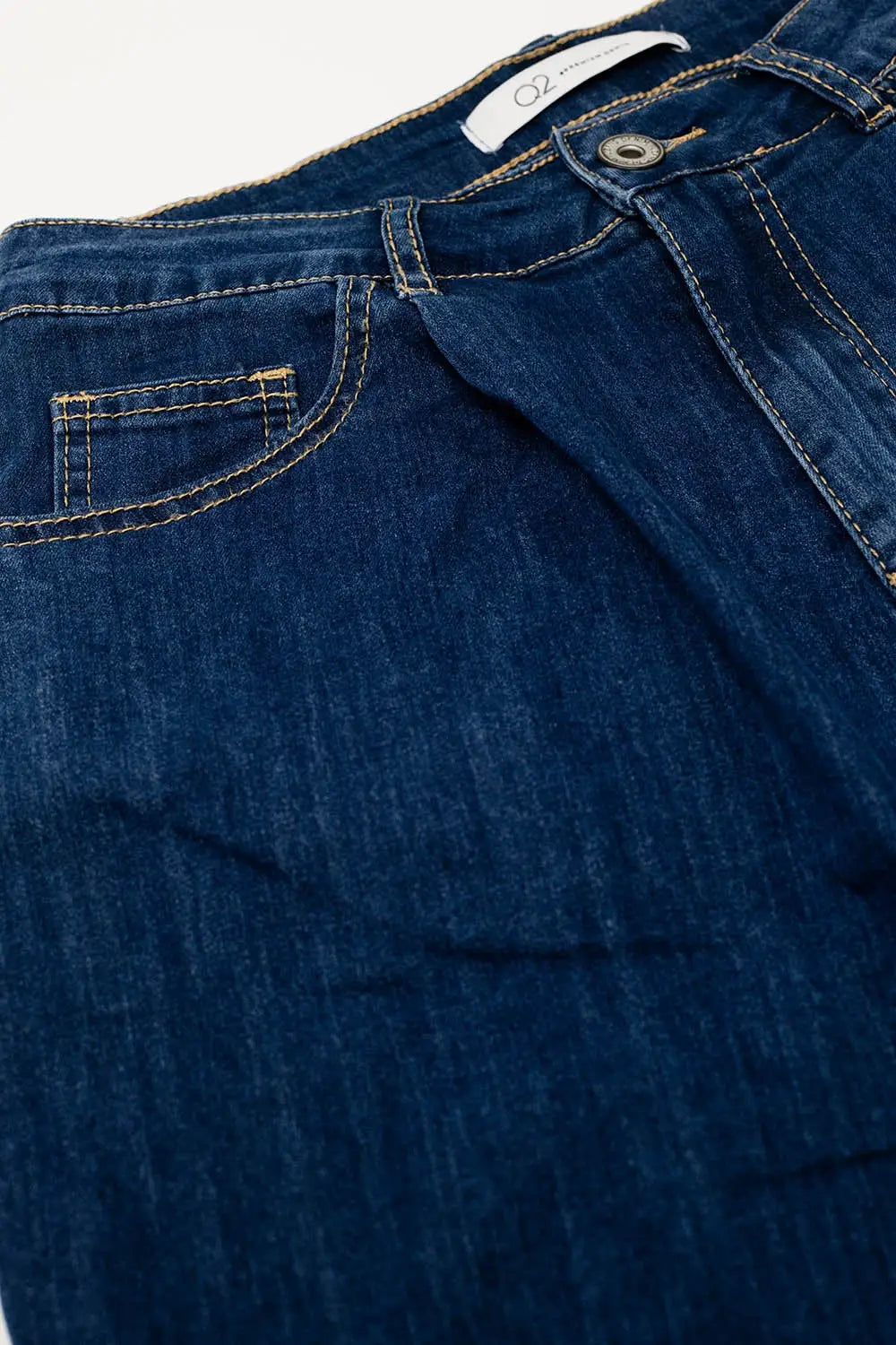 Boyfriend Wide leg five pocket jeans in dark wash