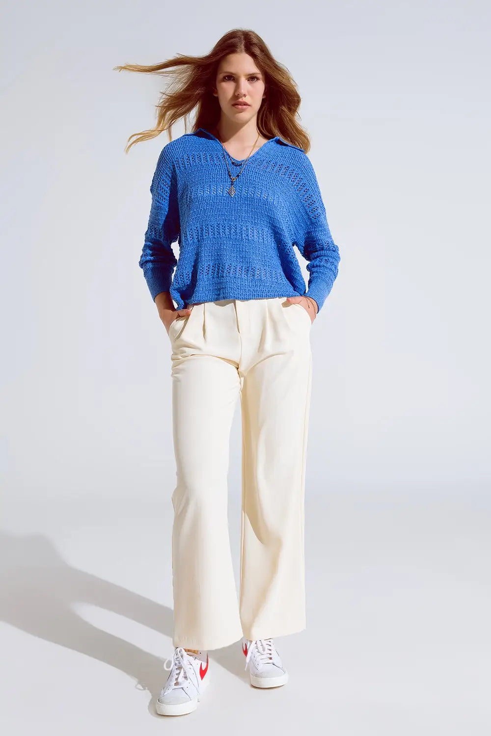 Straight Leg Trousers With Side Pockets and Darts in Cream - Pants