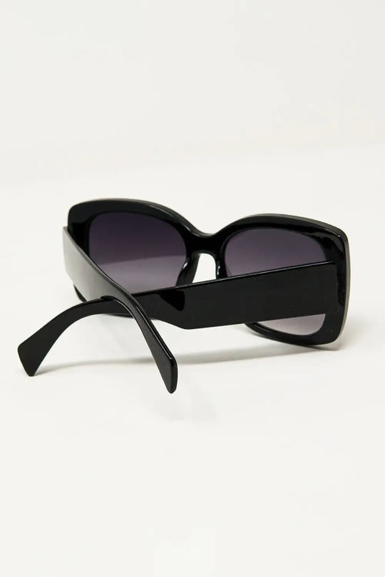 Oversized Squared Thin Frame Sunglasses in Black - BLACK / ONE - Sunglasses