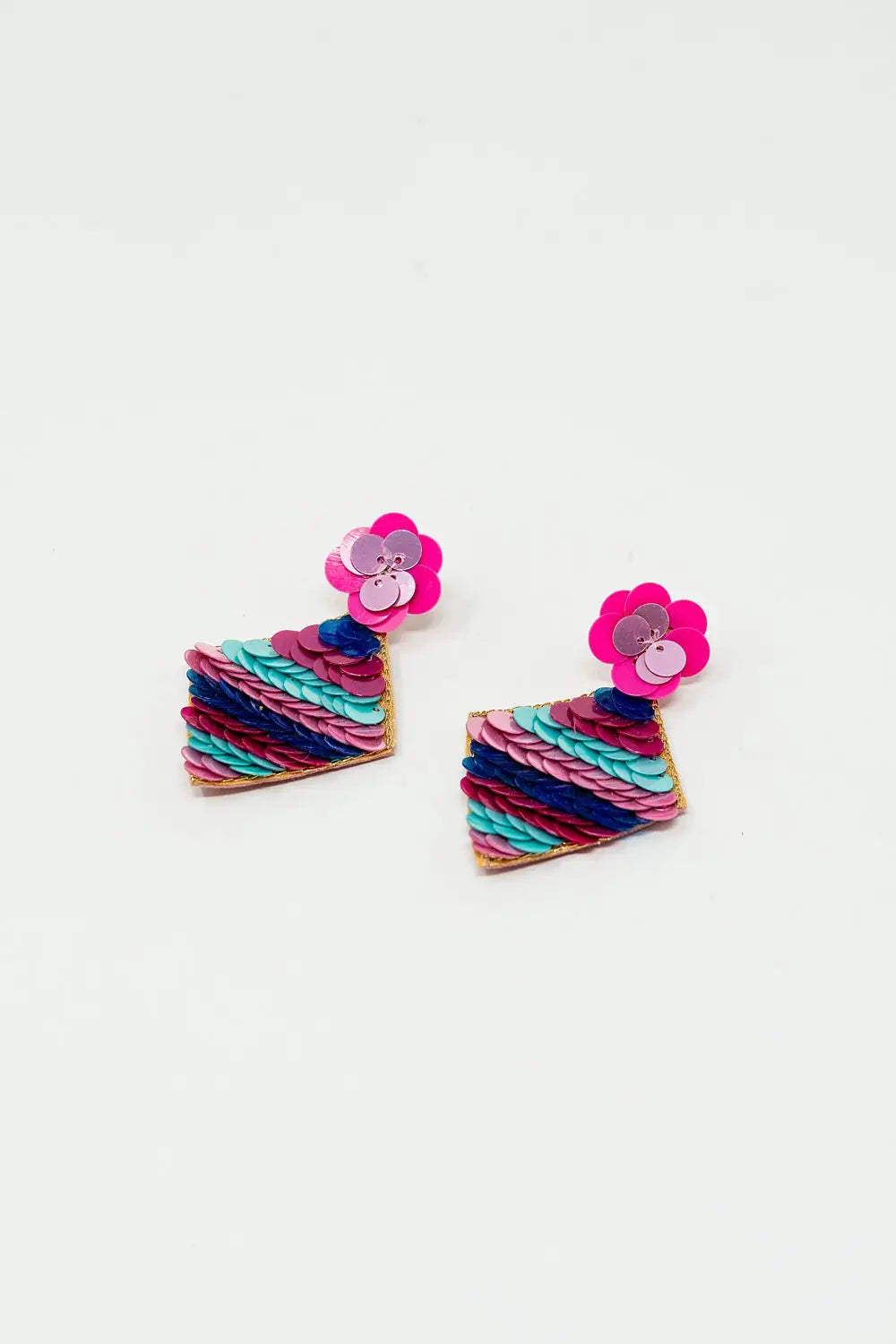 Diamond shape Earrings With Multicolor Sequin details. - FUCHSIA / ONE - Earrings