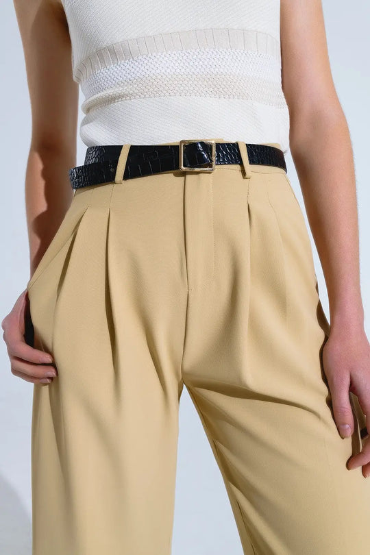 Straight Leg Trousers With Side Pockets and Darts in Beige - Pants