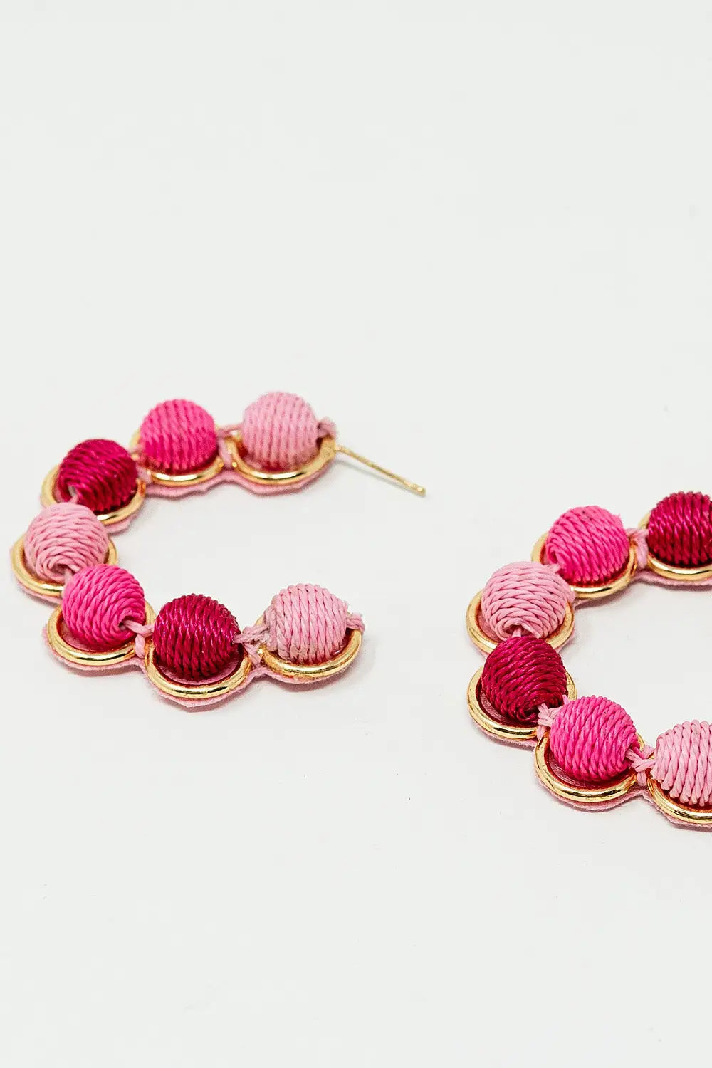 Gold Hoop Earring With Woolen Spheres in Pink and Fuchsia - FUCHSIA / ONE - Earrings