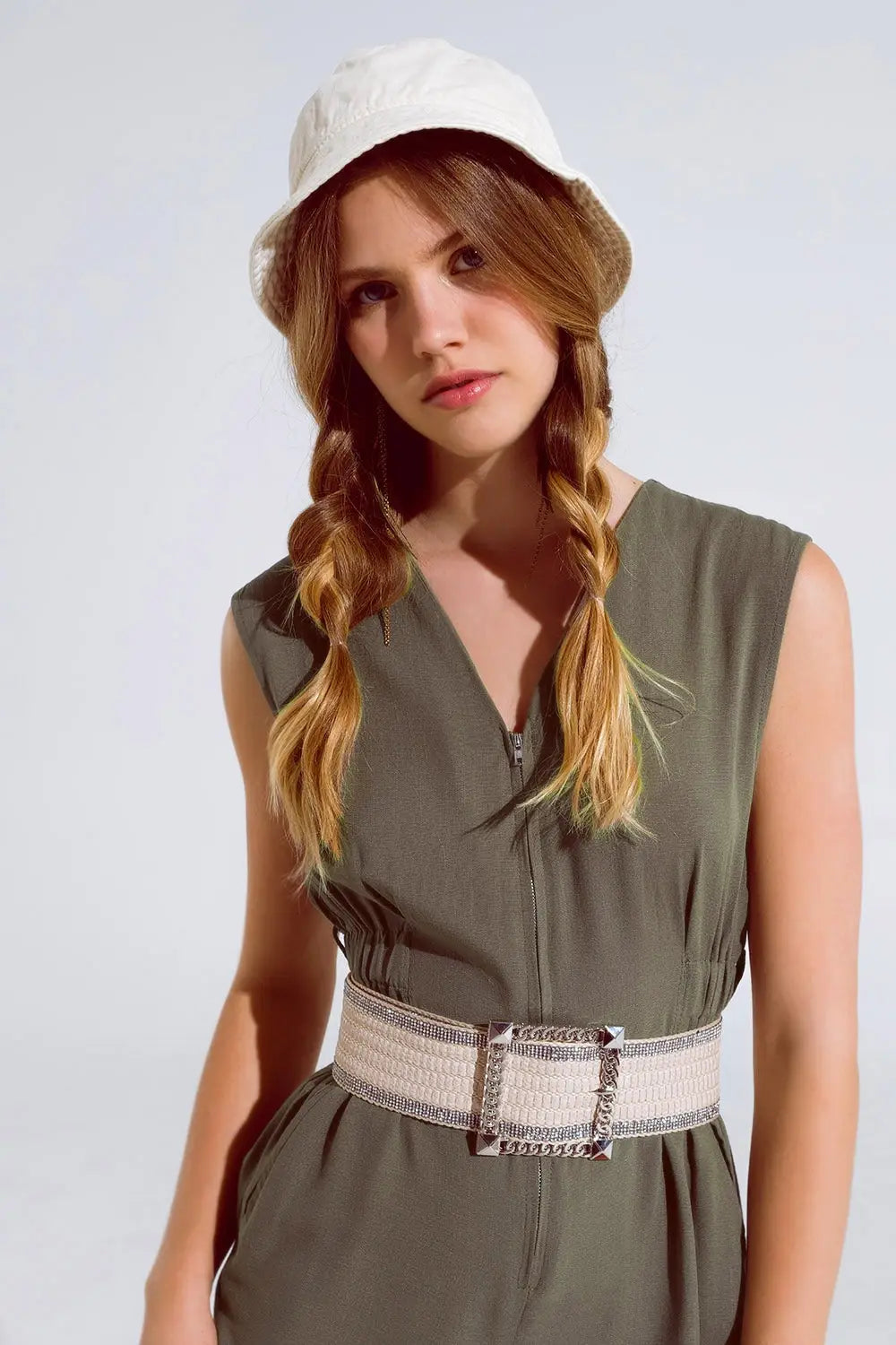 Sleeveless Jumpsuit with zipper detail and belt in khaki - Jumpsuits
