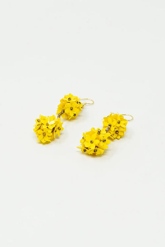 Dropped Flower Statement Earrings With Yellow Daisies - YELLOW / ONE - Belts Earrings