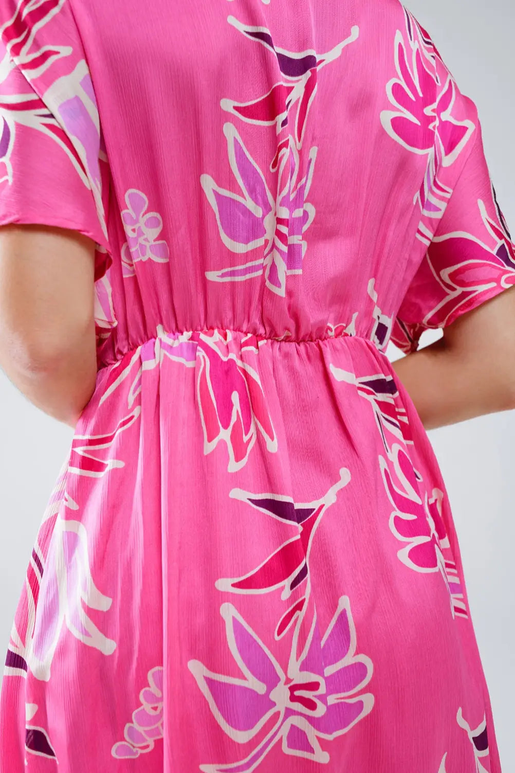 Pink Short Dress With Flower Print And V-neckline - Dresses