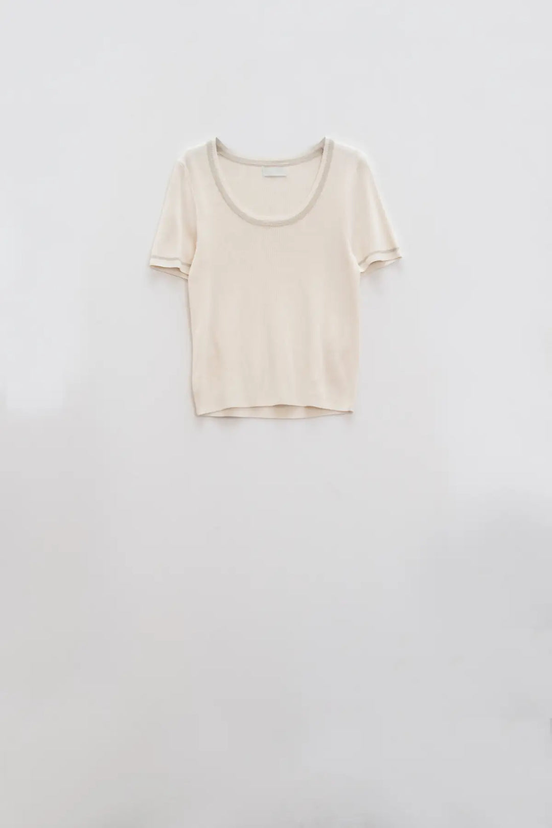 Short Sleeve sweater In beige With Silver Seam at Round Neck - BEIGE / ONE - Sweaters