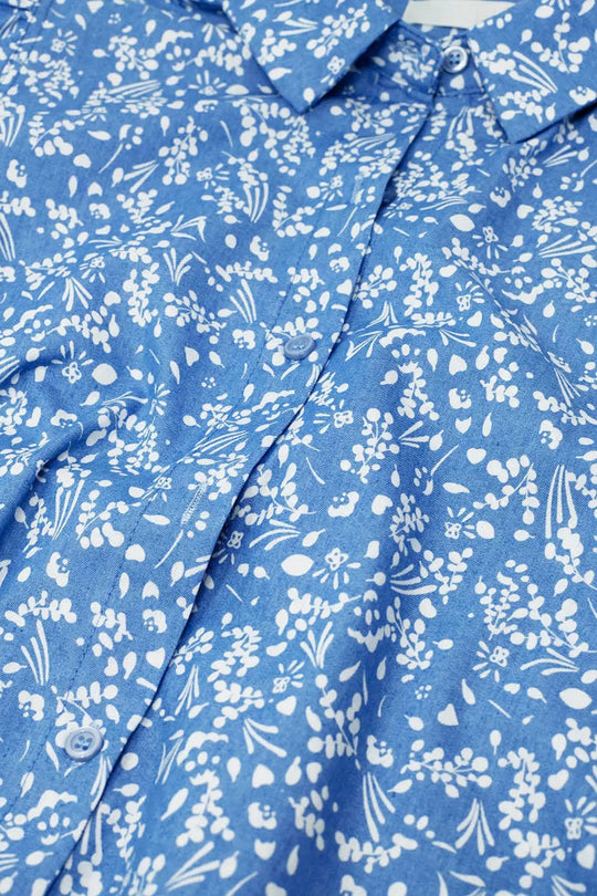 Blue Blouse with Floral Design and short sleeves - Shirts