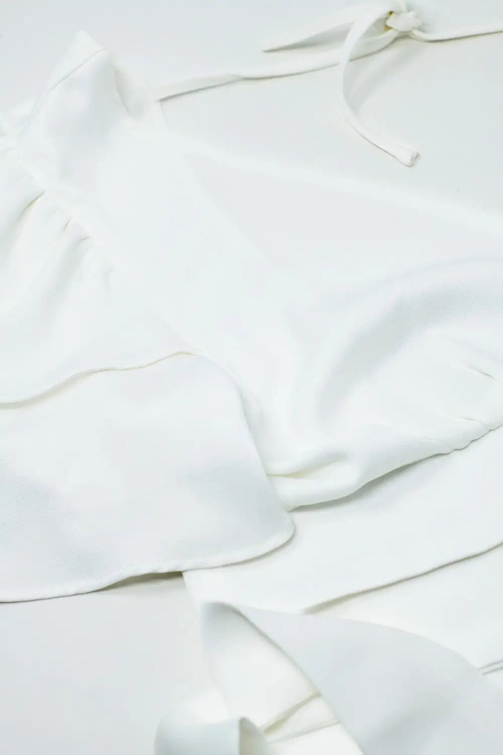 White Crop Top With Short Sleeves And V-neck - Tops