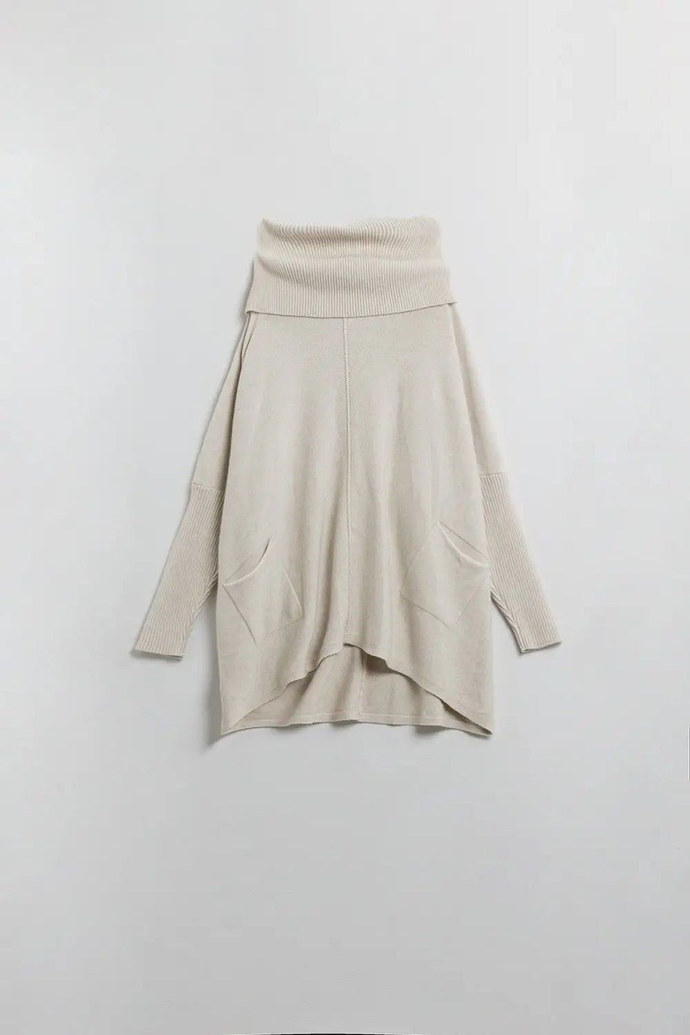 Oversized beige sweater with front pockets - BEIGE / ONE - Sweaters