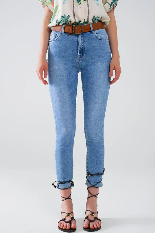 Regular Waist super Skinny Jeans in Light Wash with 5 pockets