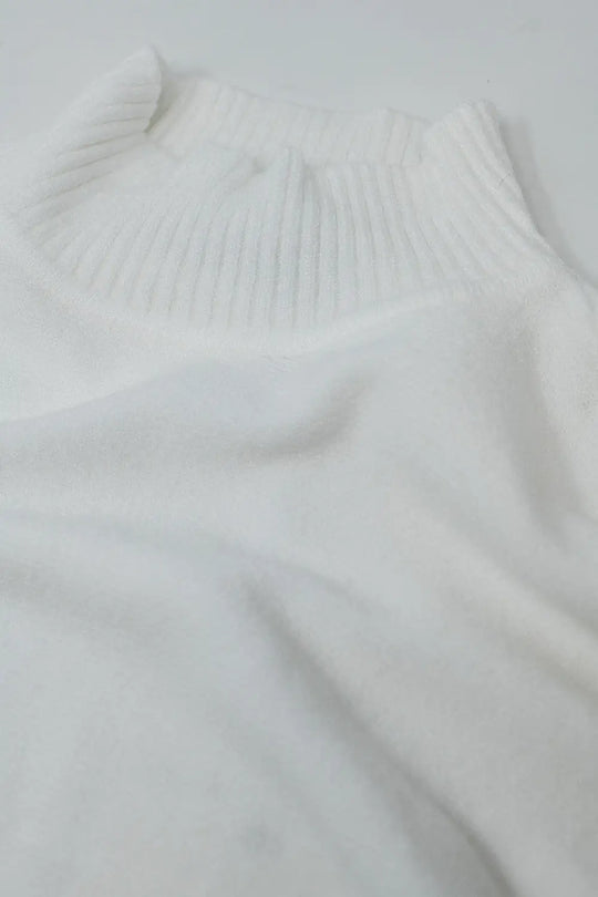 oversized soft knitted white sweater with ribbed sleeves - CREAM / ONE - Sweaters