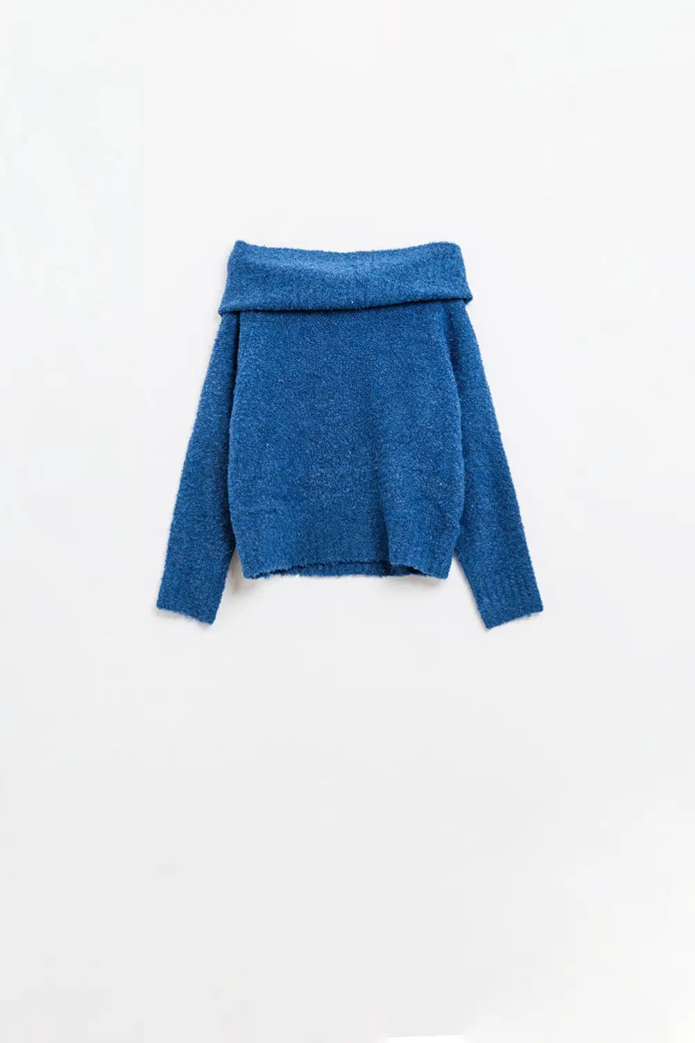 knitted fluffy boat neck sweater in blue - BLUE / ONE - Sweaters