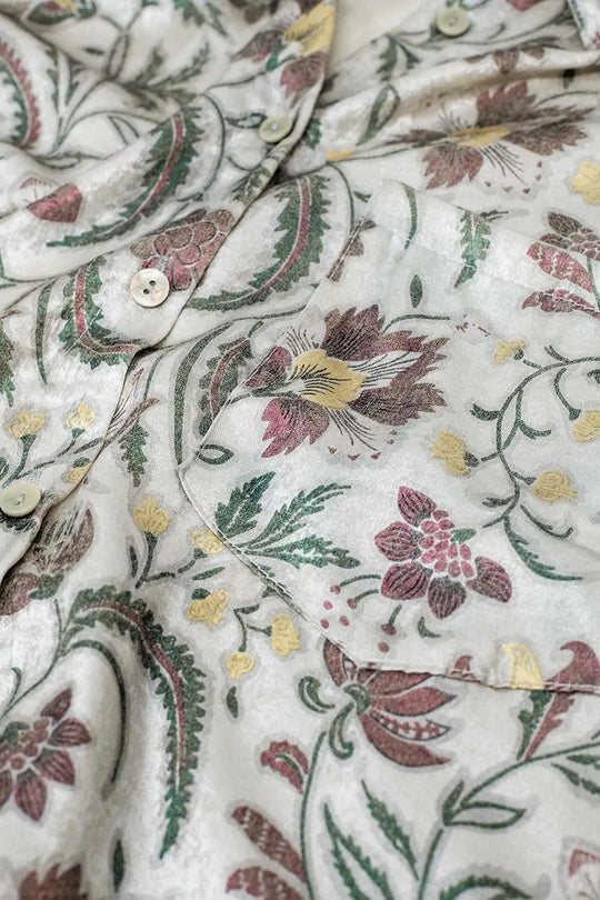 Satin blouse with flower print in grey - Shirts