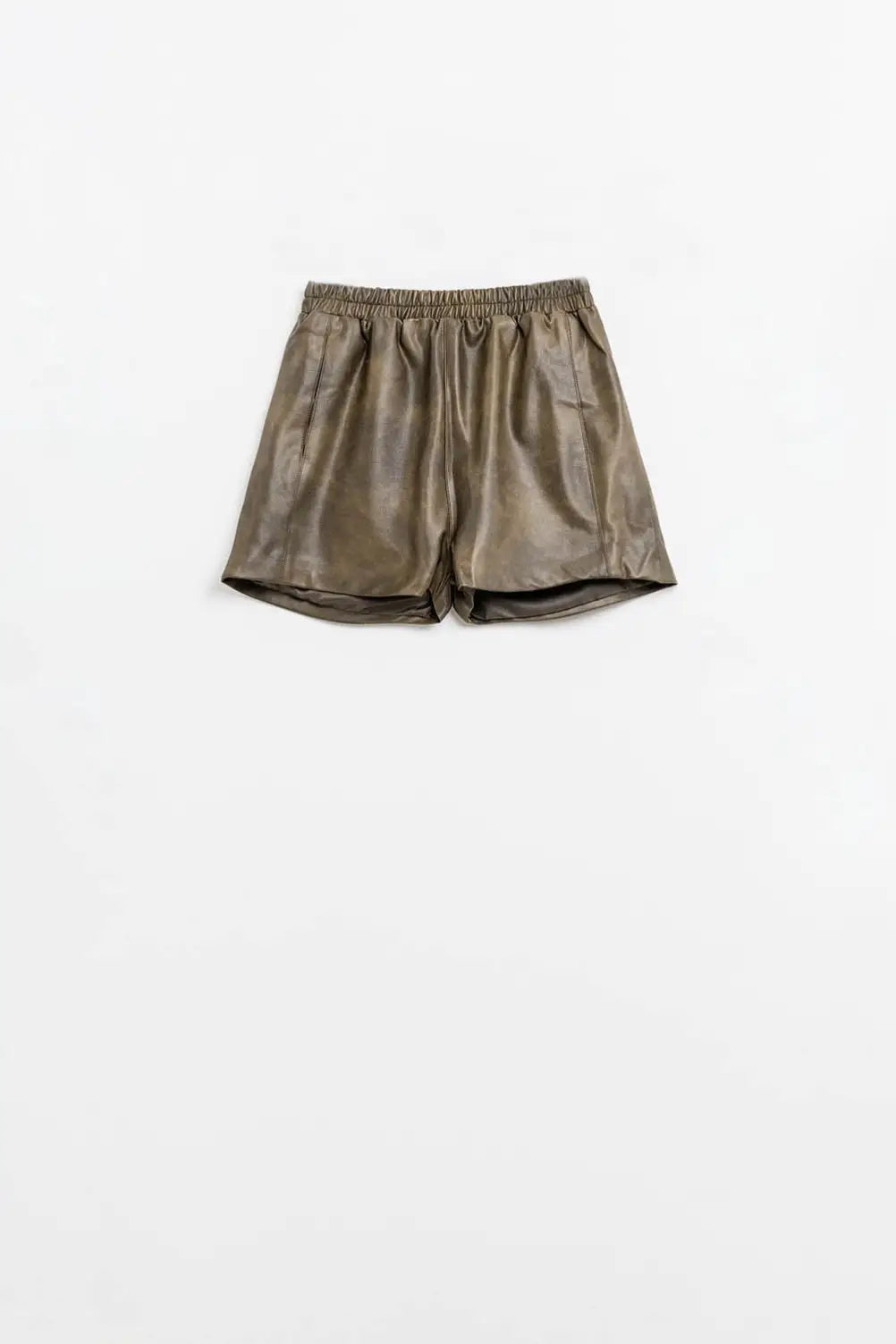faux Leather Relaxed Shorts In Vintage Brown - Pants