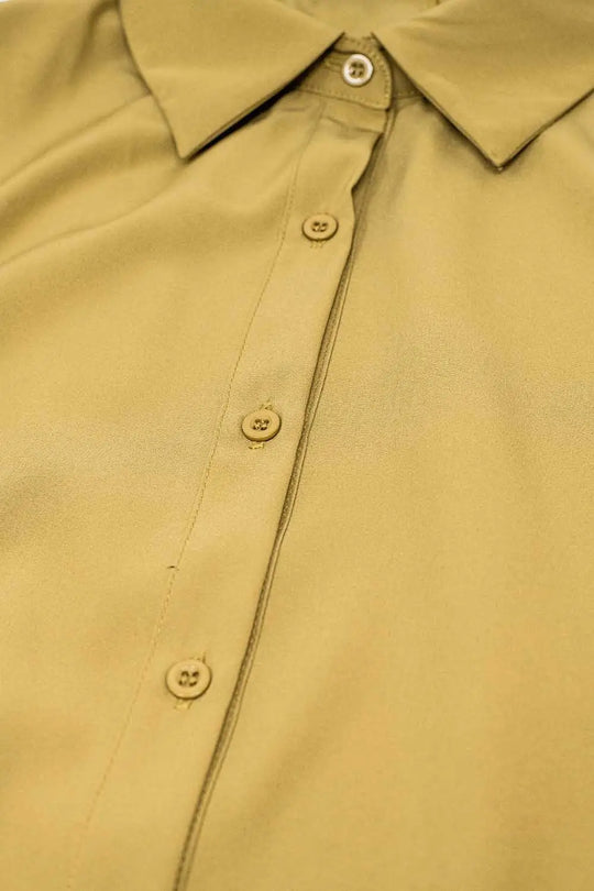 Shirt made of very soft and light fabric in camel - Shirts