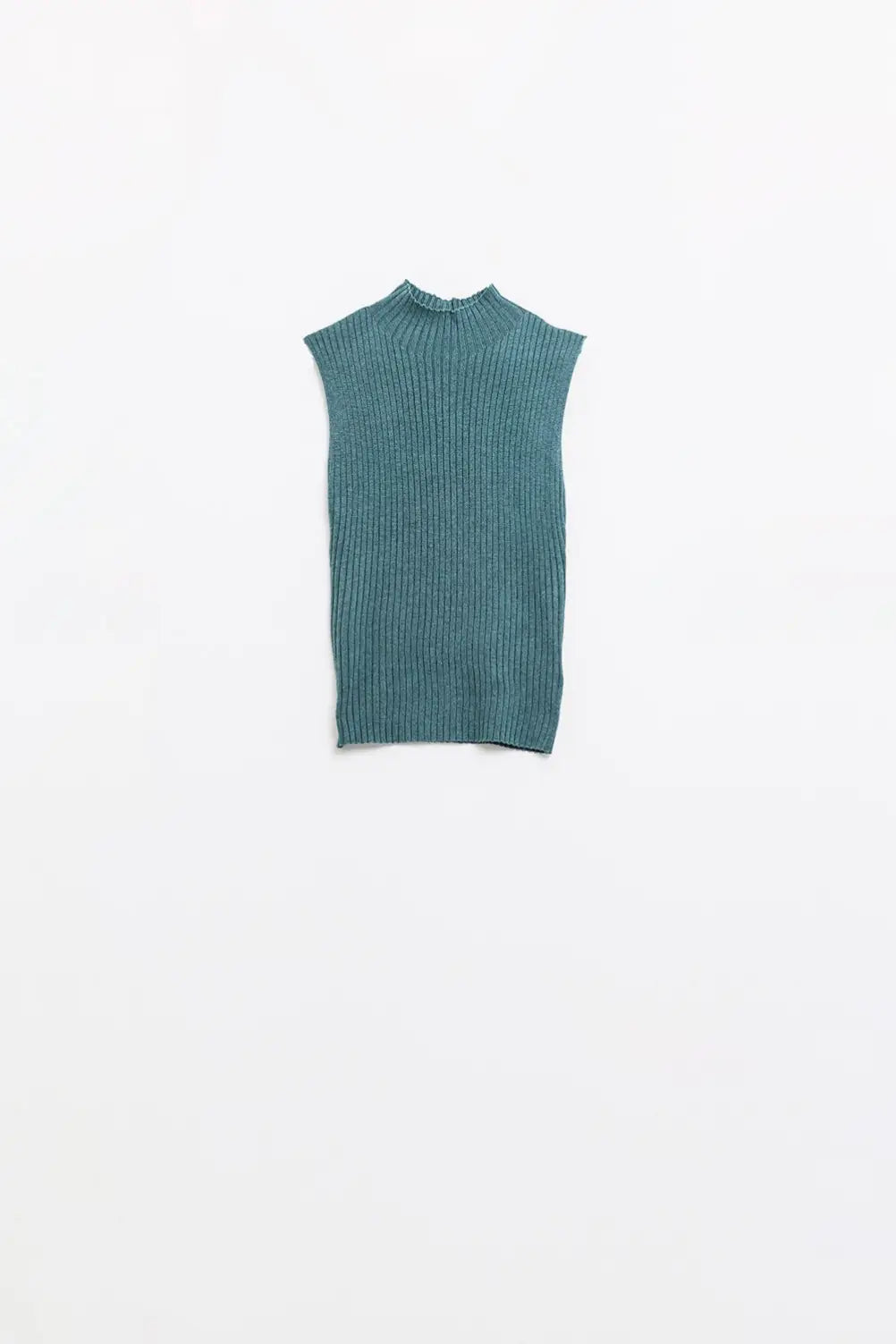 Sleeveless fine knit wool sweater in green - Sweaters
