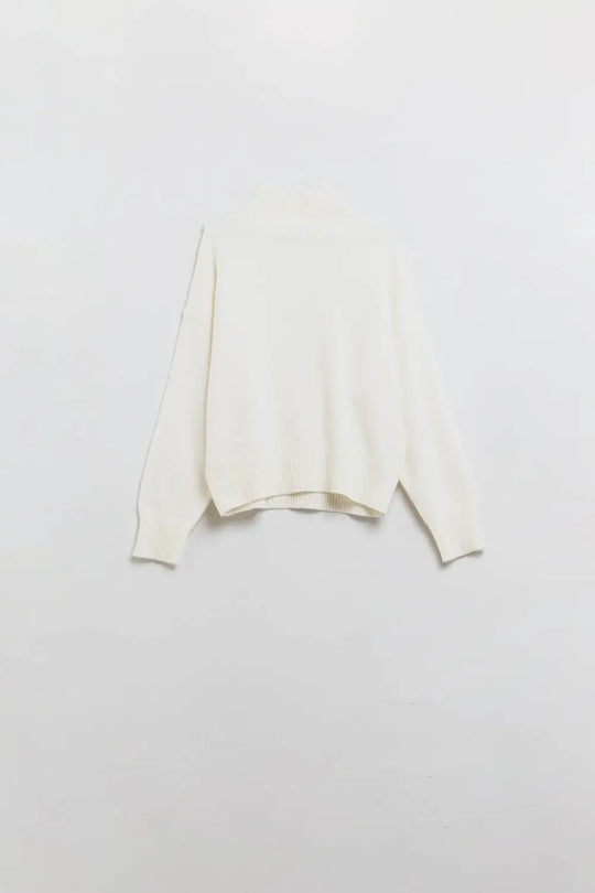 chunky knit sweater in ecru with turtleneck - Sweaters