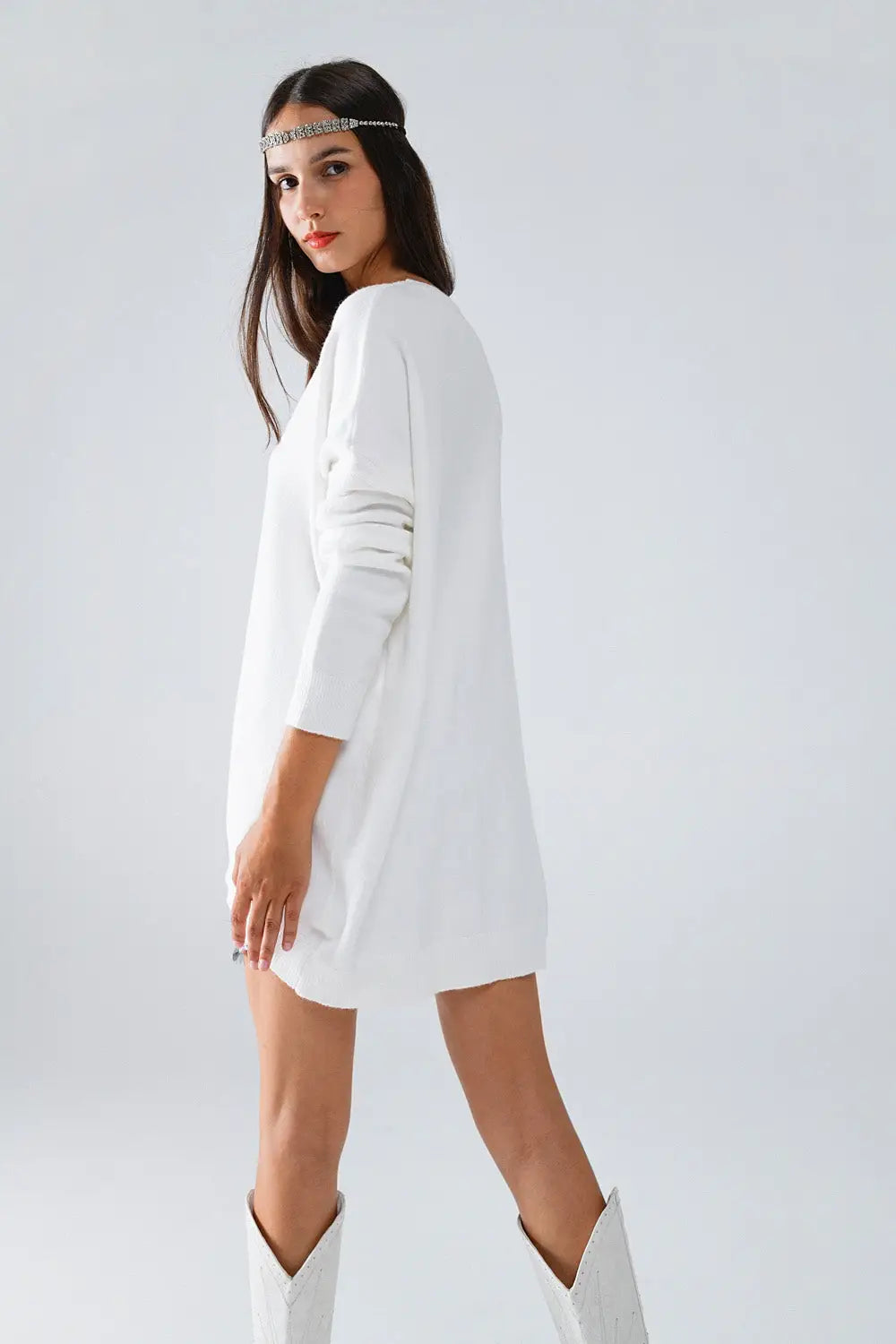Oversized Crew Neck Long Sleeve Sweater in White - CREAM / ONE - Sweaters