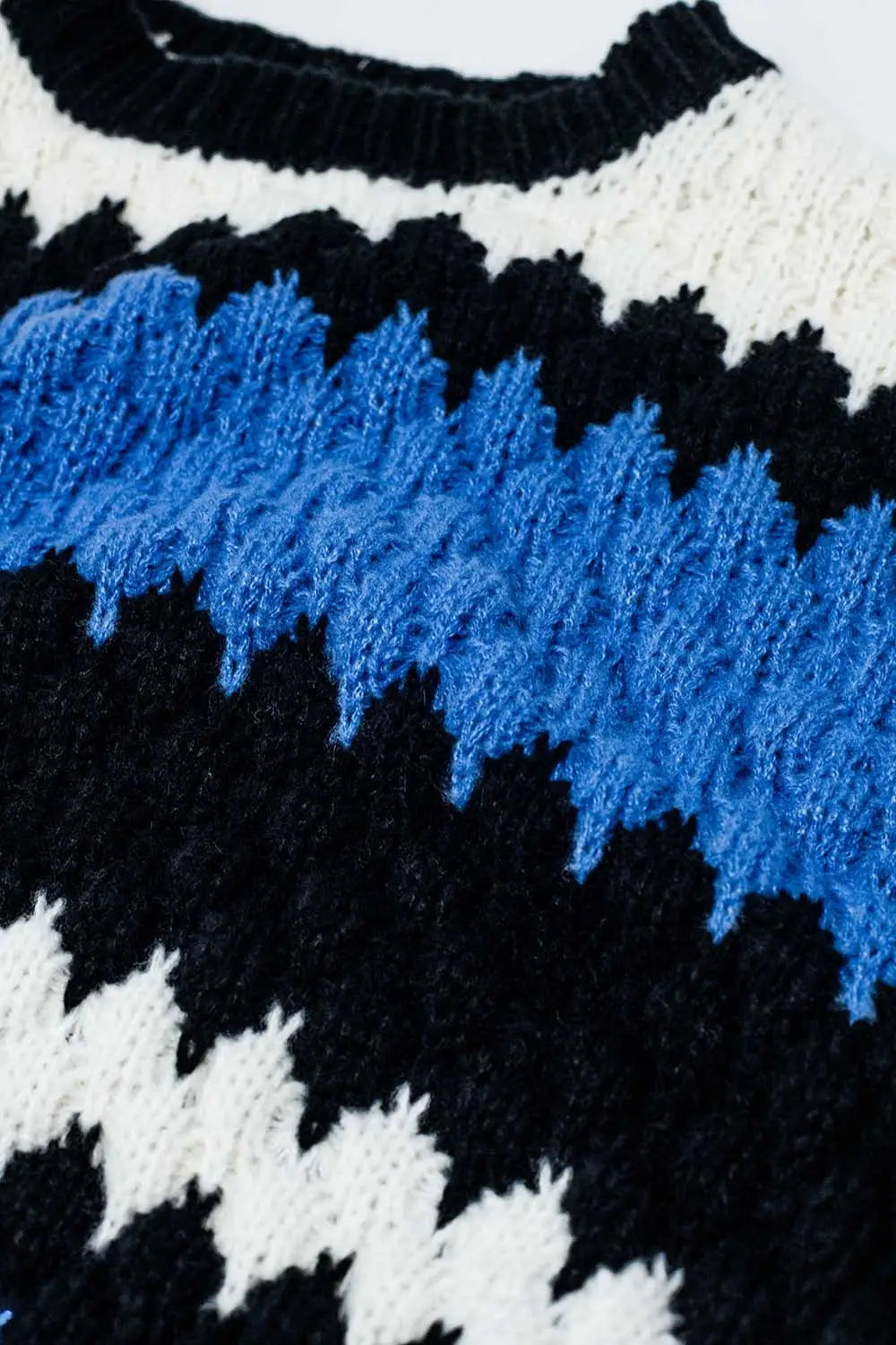 cozy blue white and black zig zag sweater - BLUE / ONE - Sweaters