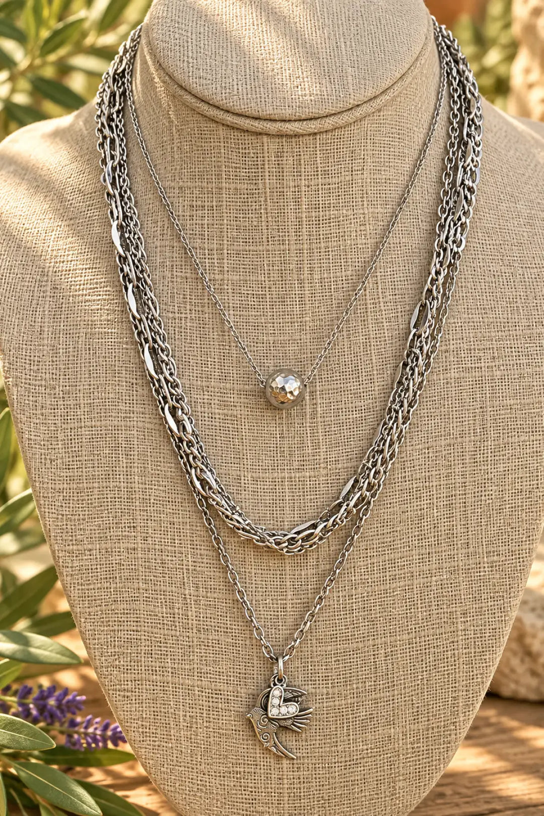 MULTI CHAIN NECKLACE