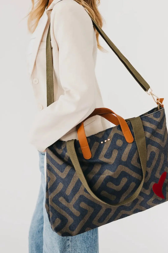 Chelsie Canvas Printed Tote