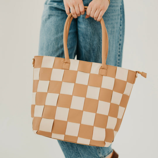 Courtney Checkered Tote