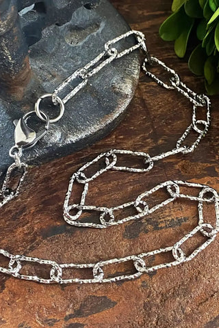 STATEMENT PAPERCLIP NECKLACE