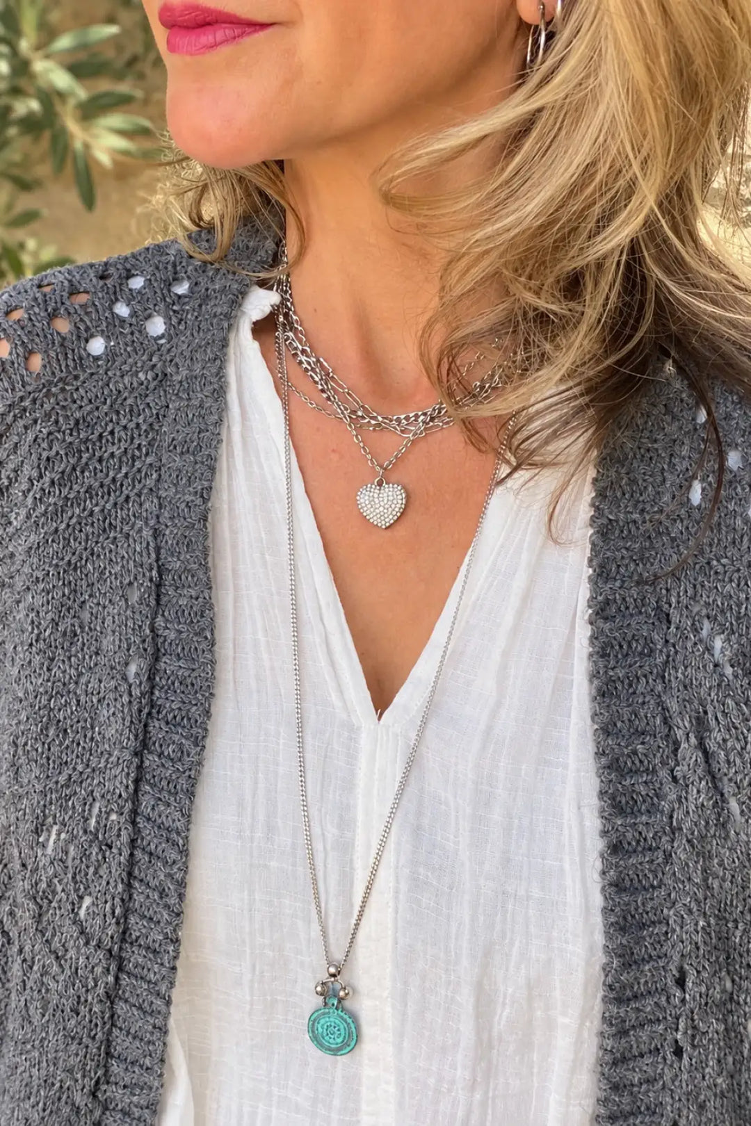 MULTI CHAIN NECKLACE