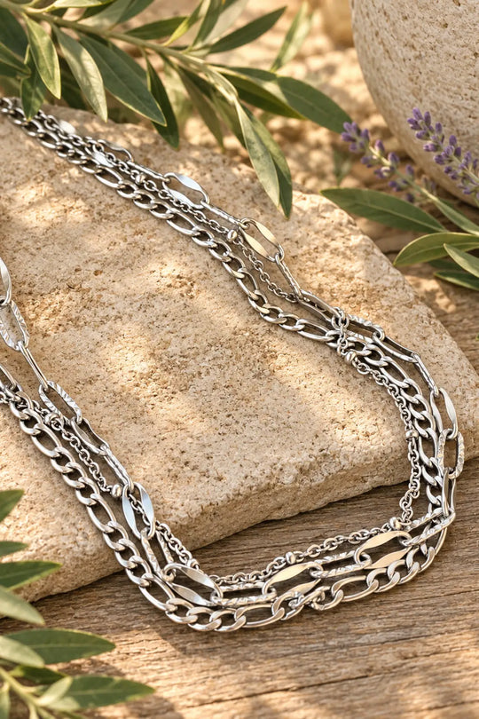 MULTI CHAIN NECKLACE
