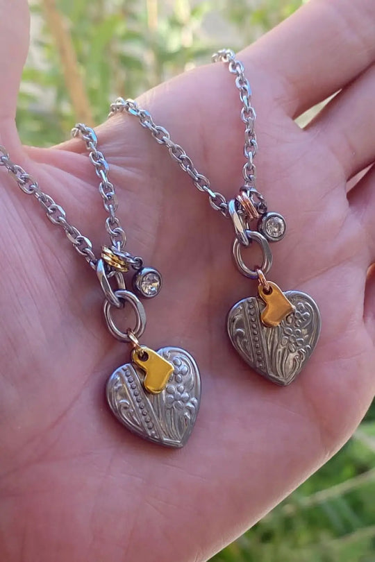 SPIRITED HEART NECKLACE