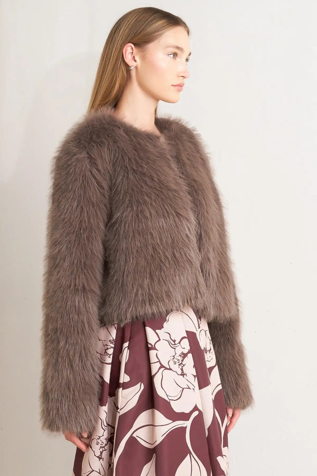 PLUSH ESCAPE MOCHA/CREAM FAUX FUR CROPPED JACKET