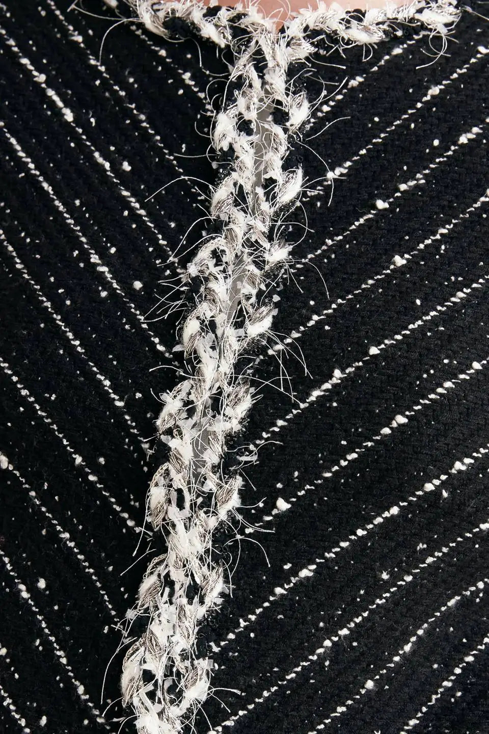 NOIR LINEAR SWEATER KNIT JACKET - JACKETS