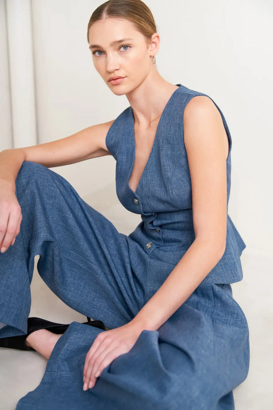 POWER MOVE WOVEN VEST - TOPS