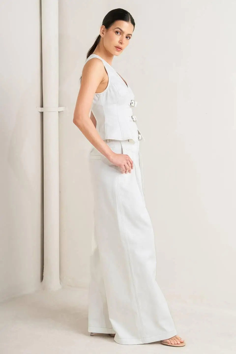 CANVAS DRIFT TWILL VEST - TOPS