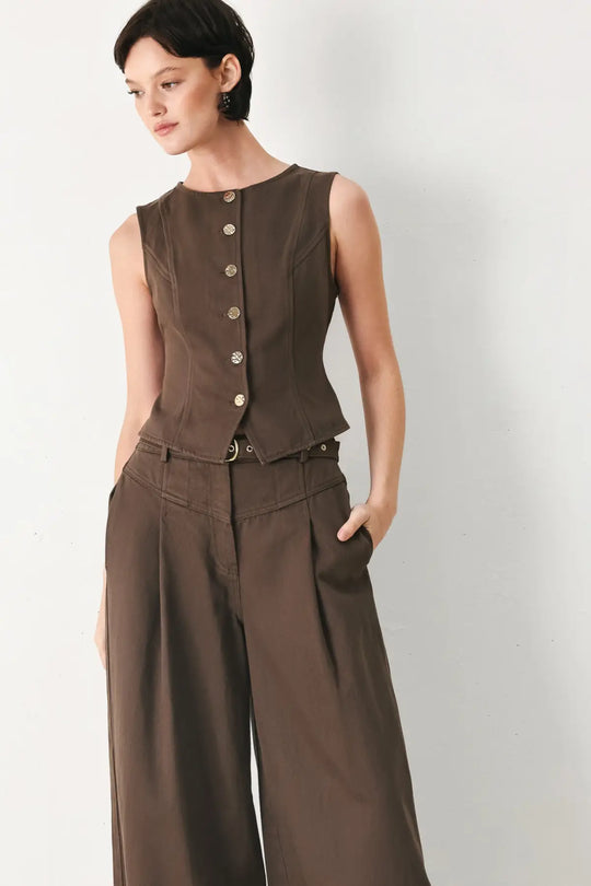 BROWN SUGAR STATEMENT WOVEN VEST - TOPS