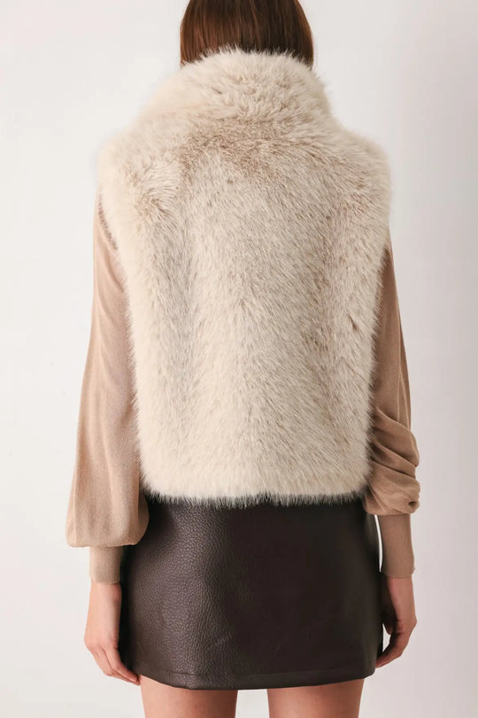 COCOA PLUSH CHOCOLATE BROWN FAUX FUR VEST