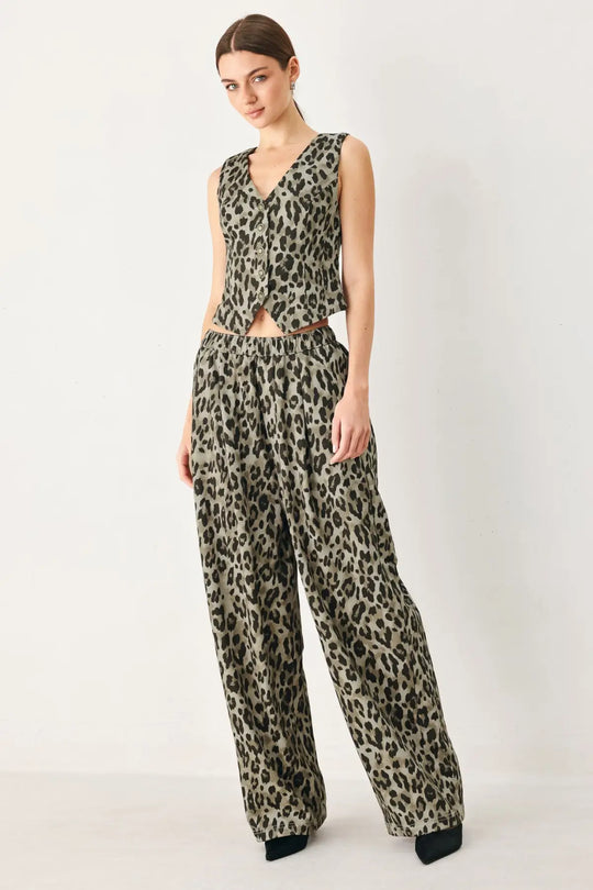 LEOPARD LUXE WOVEN VEST - TOPS