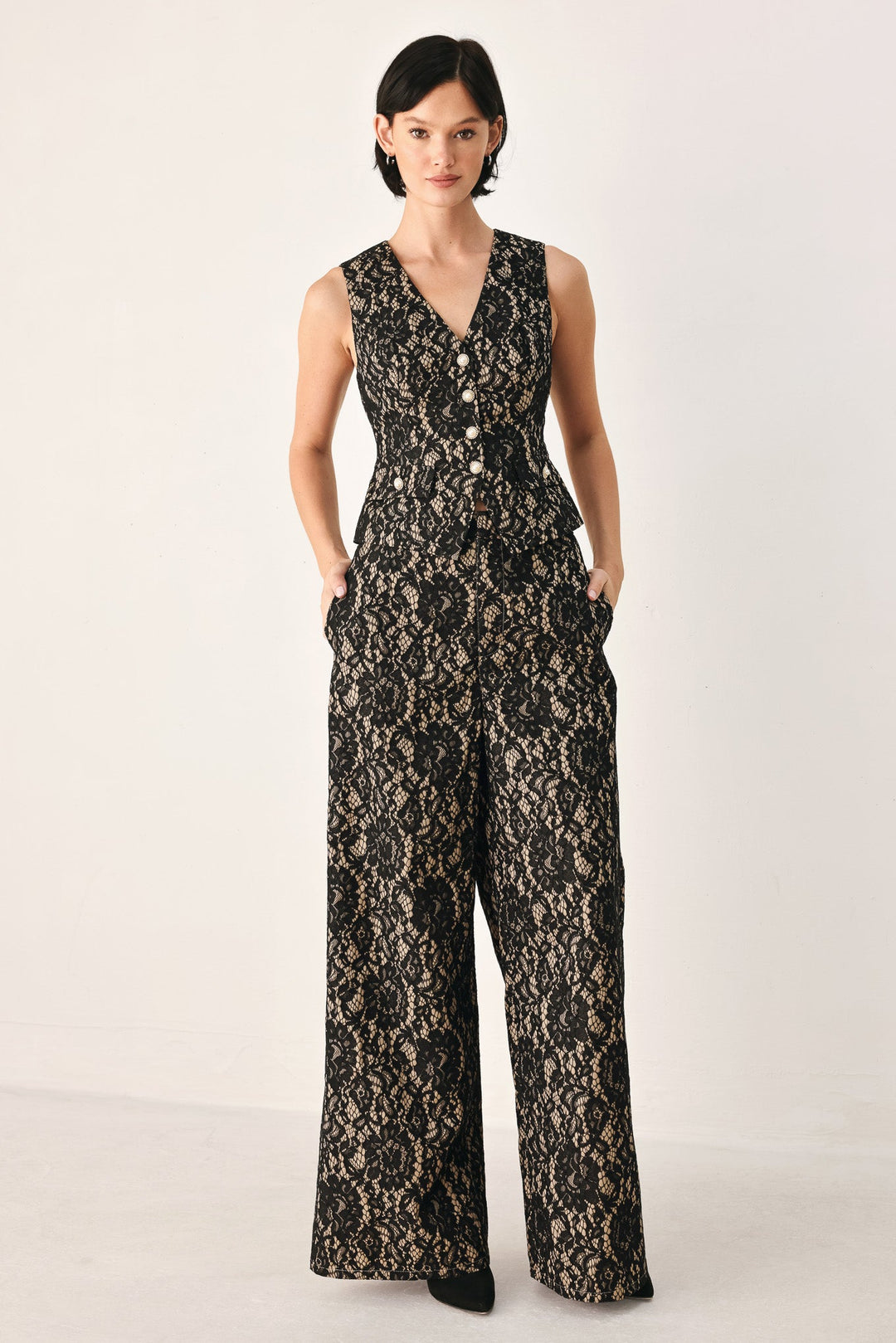 LACE THEORY BLACK/CAMEL WOVEN VEST