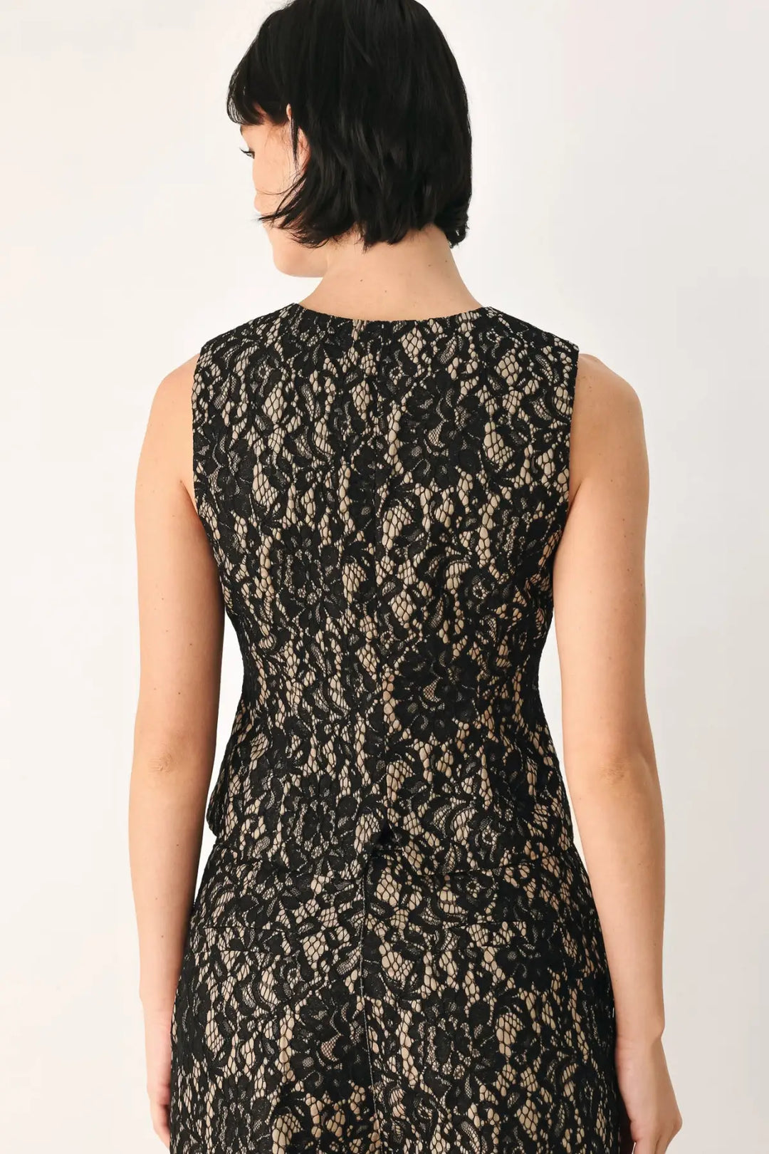 LACE THEORY BLACK/CAMEL WOVEN VEST