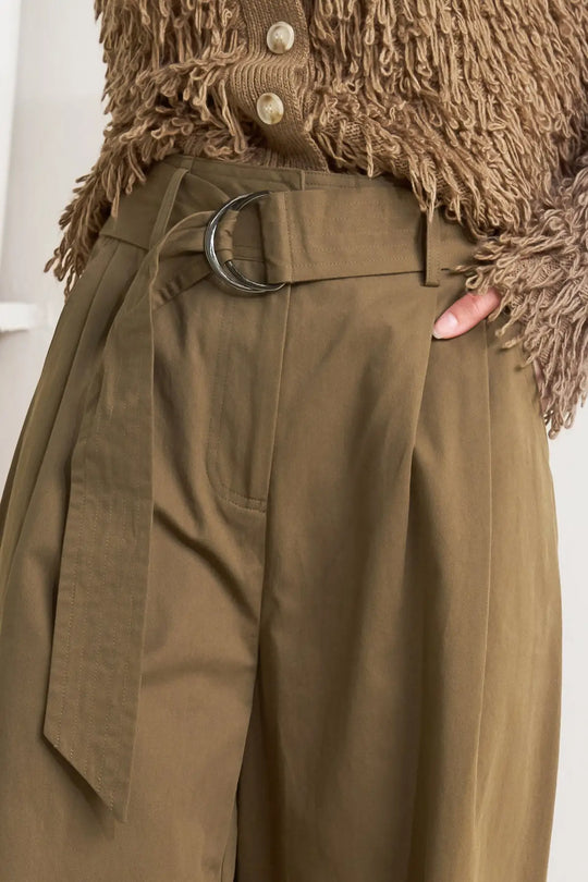 ELEGANCE UNVEILED WOVEN PANTS - BROWN / S - PANTS